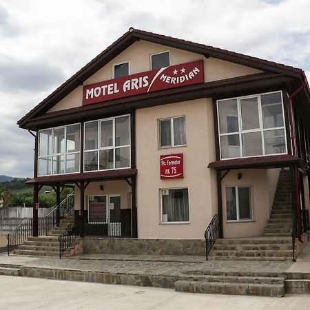 Motel Aris Meridian Karácsonkő Kültér fotó