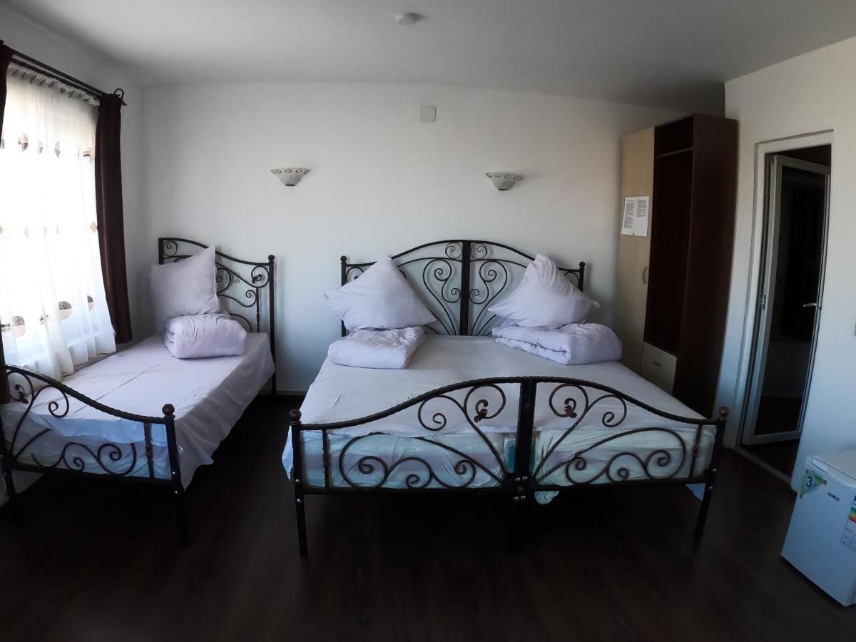Motel Aris Meridian Karácsonkő Kültér fotó