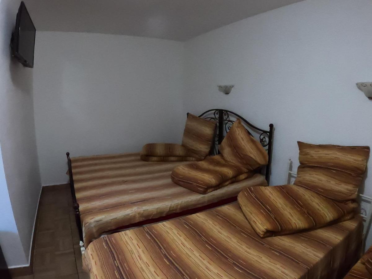 Motel Aris Meridian Karácsonkő Kültér fotó