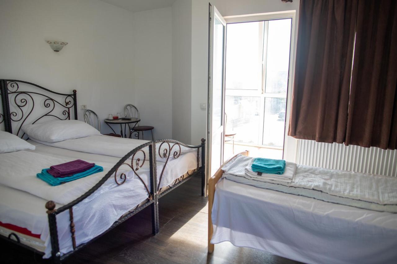Motel Aris Meridian Karácsonkő Kültér fotó