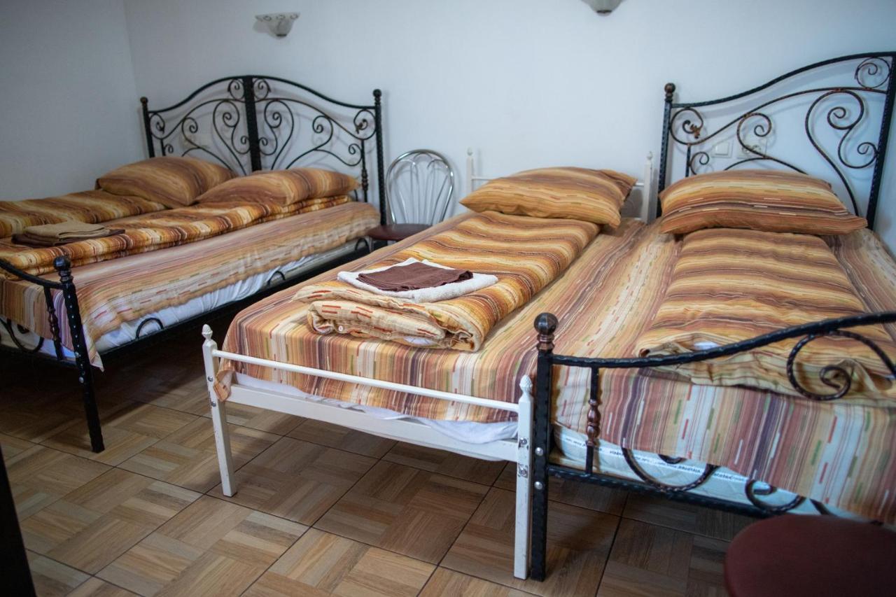 Motel Aris Meridian Karácsonkő Kültér fotó