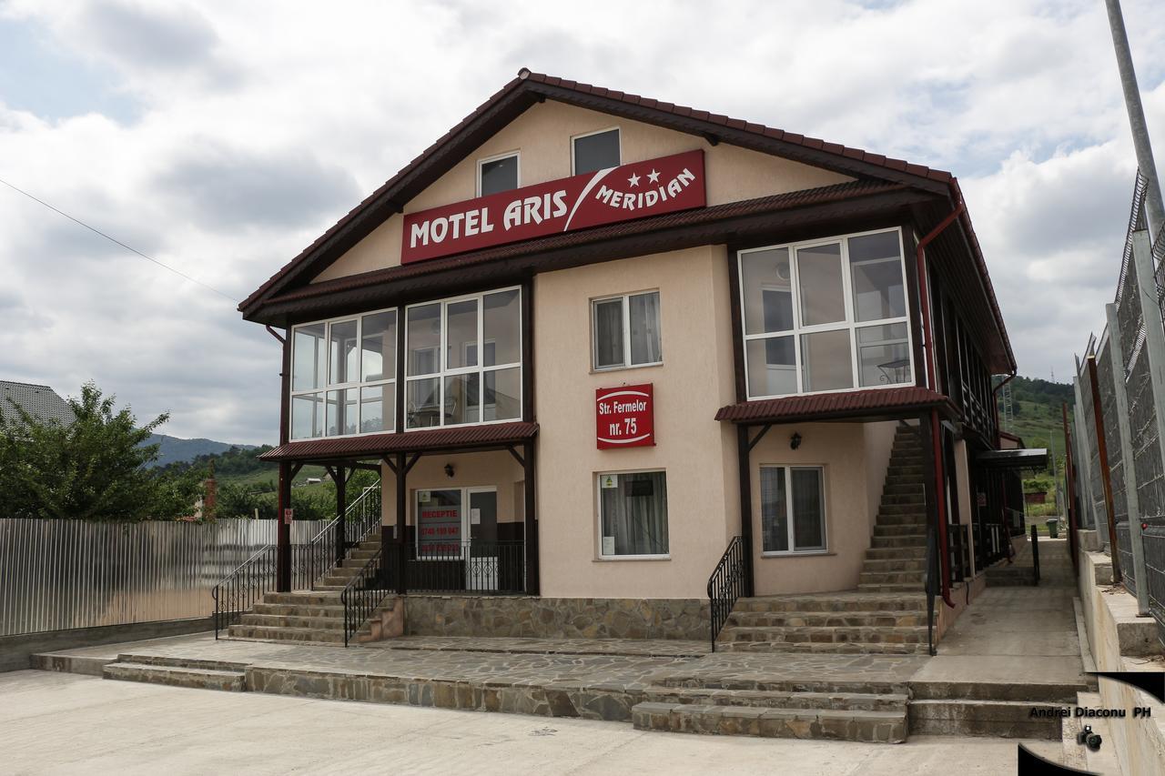Motel Aris Meridian Karácsonkő Kültér fotó