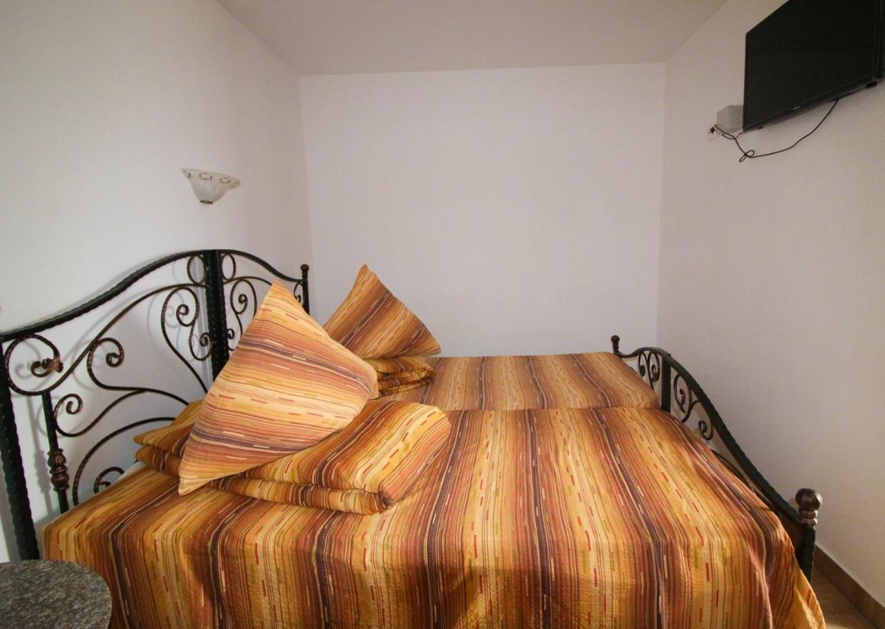 Motel Aris Meridian Karácsonkő Kültér fotó